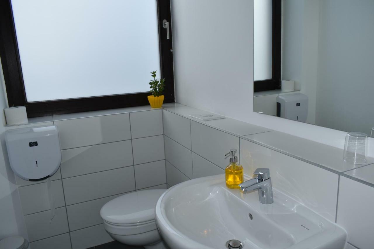Großziethen Motel Schoenefeld المظهر الخارجي الصورة